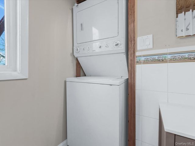 618 Jennings Avenue, West Hempstead, NY 11552