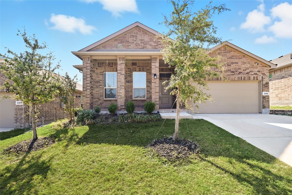 249 Irish Moss Drive, Fort Worth, TX 76052 — exterior