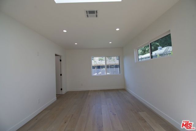 5660 Spokane Street, Los Angeles, CA 90016