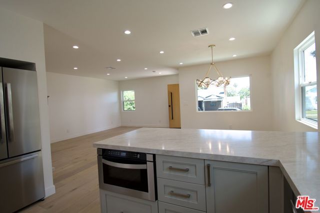 5660 Spokane Street, Los Angeles, CA 90016