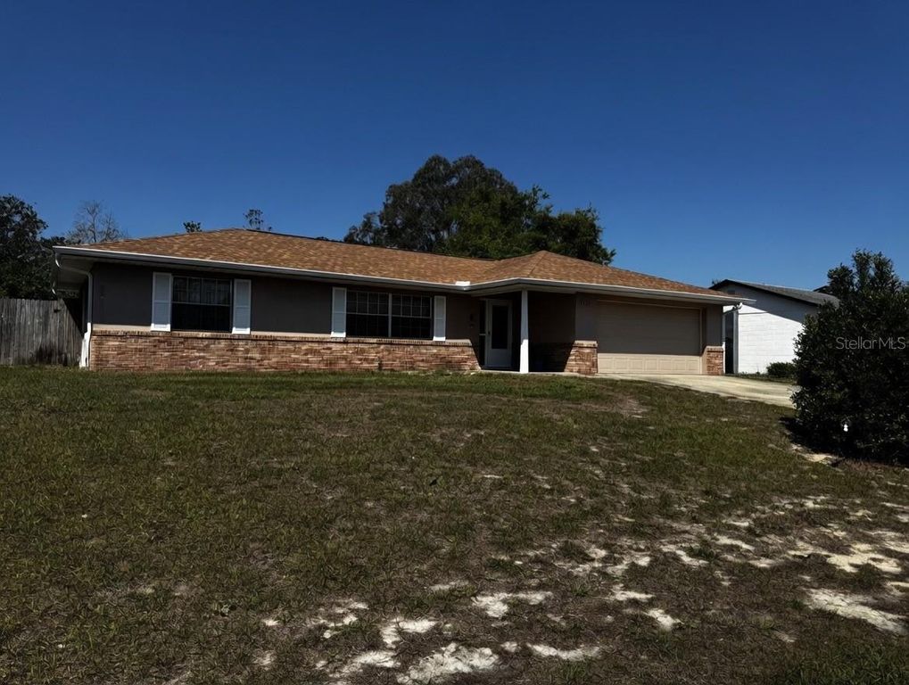 Image 2 of property listing at 2014 DEARING AVENUE, Deltona, FL 32725