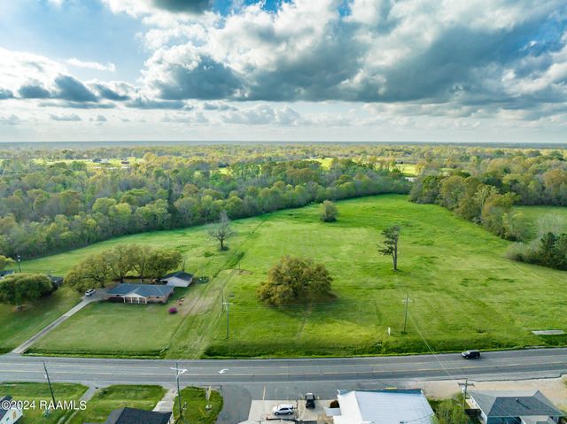6049 La-182, Opelousas, LA 70570