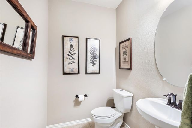 12907 Waterbury Edge Lane, Humble, TX 77346