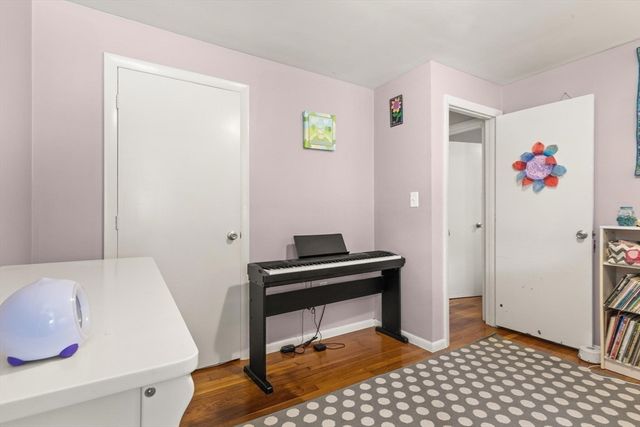 301 Hardy Pond Road, Waltham, MA 02451