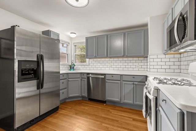 301 Hardy Pond Road, Waltham, MA 02451