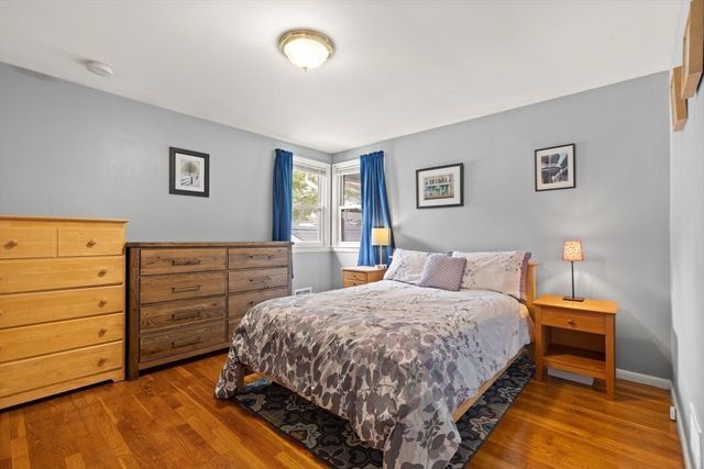 301 Hardy Pond Road, Waltham, MA 02451