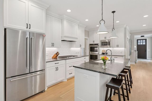 3402 Groveland Lane, Minnetonka, MN 55345