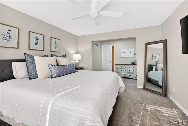 836 Wheelwright Drive, Manchester, MO 63021