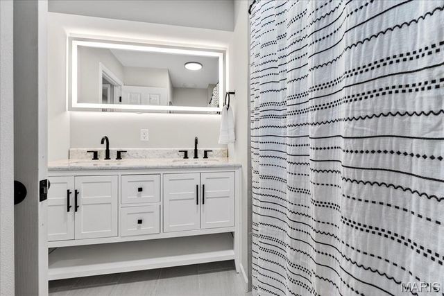 836 Wheelwright Drive, Manchester, MO 63021