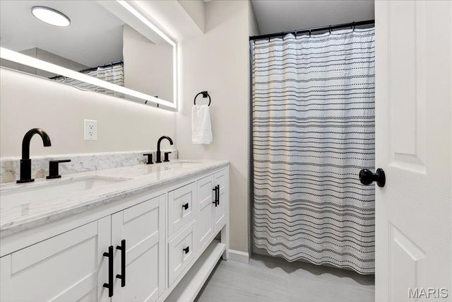 836 Wheelwright Drive, Manchester, MO 63021