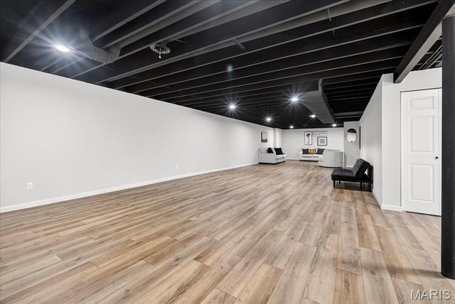 836 Wheelwright Drive, Manchester, MO 63021