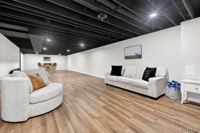 836 Wheelwright Drive, Manchester, MO 63021