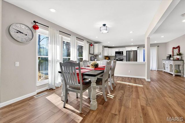 836 Wheelwright Drive, Manchester, MO 63021