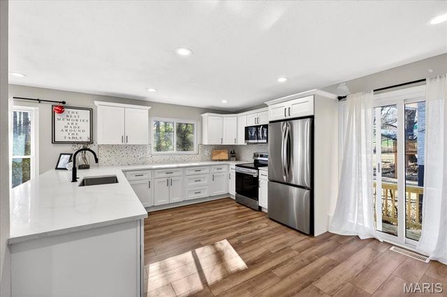 836 Wheelwright Drive, Manchester, MO 63021