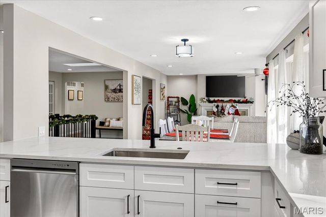 836 Wheelwright Drive, Manchester, MO 63021