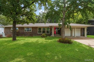 836 Wheelwright Drive, Manchester, MO 63021