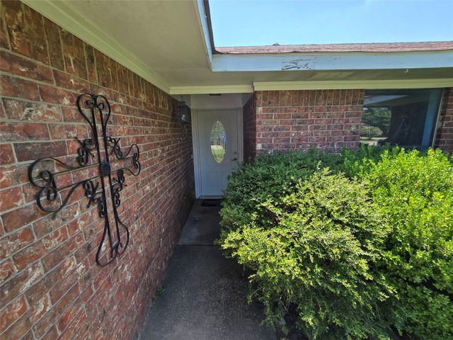 5007 Nevada Drive, Greenville, TX 75402