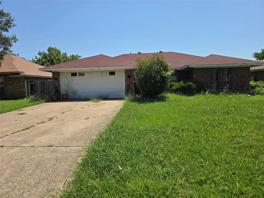 5007 Nevada Drive, Greenville, TX 75402