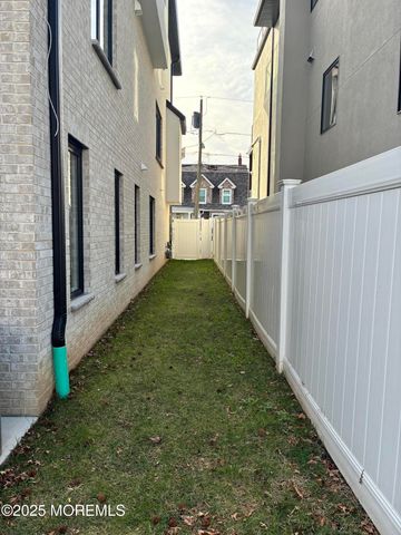 65 Knox Avenue, Cliffside Park, NJ 07010