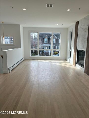 65 Knox Avenue, Cliffside Park, NJ 07010