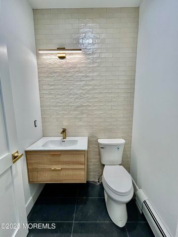 65 Knox Avenue, Cliffside Park, NJ 07010