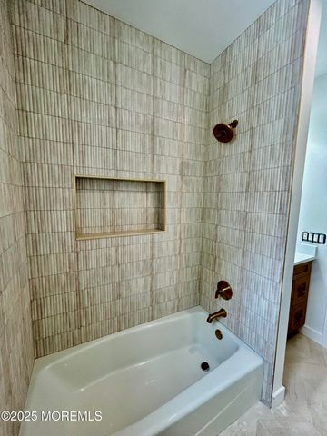 65 Knox Avenue, Cliffside Park, NJ 07010