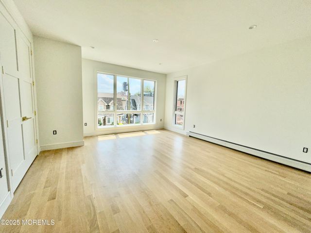 65 Knox Avenue, Cliffside Park, NJ 07010