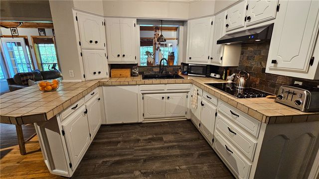 4506 N State Highway 23, Booneville, AR 72927