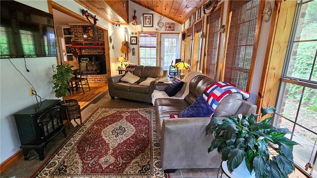 4506 N State Highway 23, Booneville, AR 72927