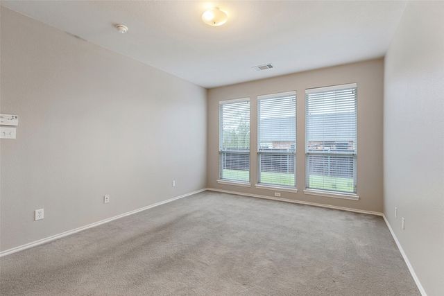 12913 Farmington Drive, Fort Worth, TX 76244