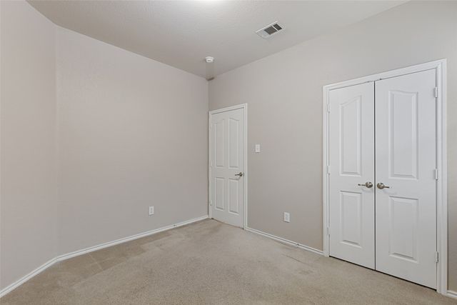 12913 Farmington Drive, Fort Worth, TX 76244