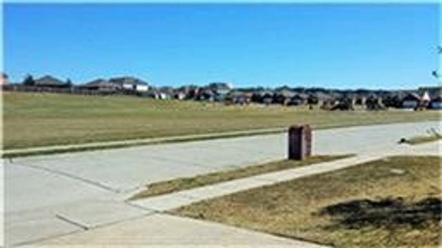 12913 Farmington Drive, Fort Worth, TX 76244