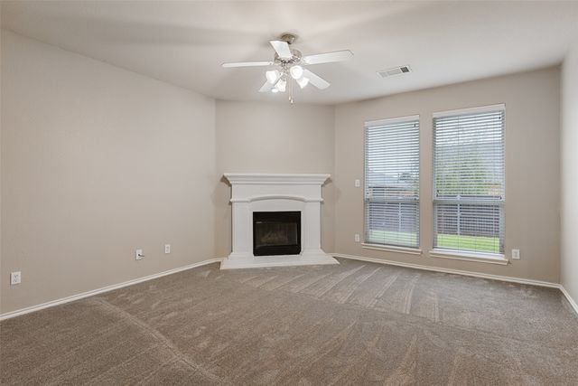 12913 Farmington Drive, Fort Worth, TX 76244