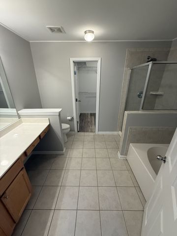 7514 Lords Chapel Dr, Nashville, TN 37211