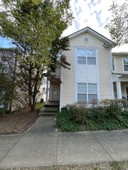 7514 Lords Chapel Dr, Nashville, TN 37211