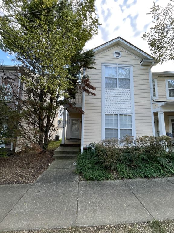 7514 Lords Chapel Dr, Nashville, TN 37211