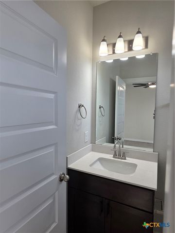 412 Hortus Drive, Kyle, TX 78640