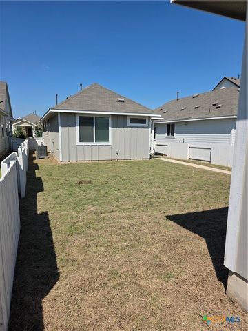 412 Hortus Drive, Kyle, TX 78640