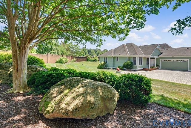 9424 Amberleigh Cir, North Chesterfield, VA 23236
