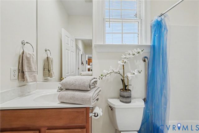 9424 Amberleigh Cir, North Chesterfield, VA 23236