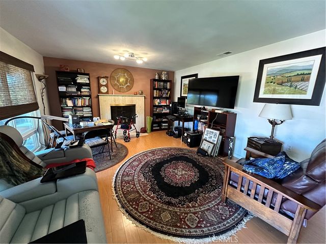 2289 Via Puerta Q, Laguna Woods, CA 92637