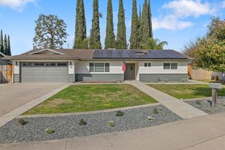 936 W Harter Avenue, Visalia, CA 93277