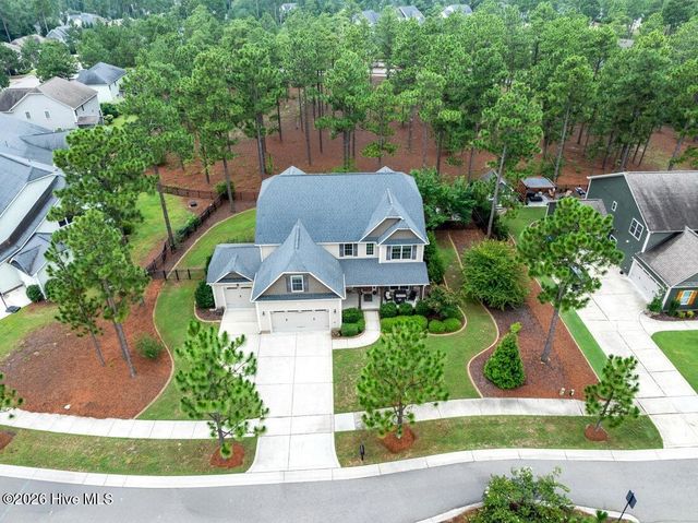 140 Broom Sedge Lane, Southern Pines, NC 28387