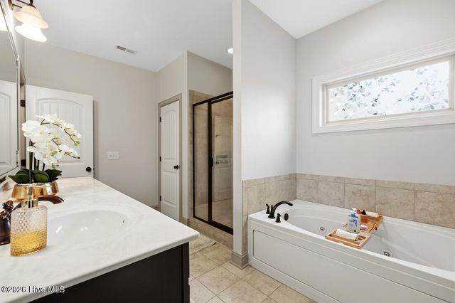 140 Broom Sedge Lane, Southern Pines, NC 28387