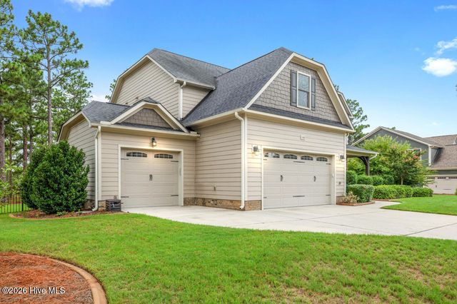 140 Broom Sedge Lane, Southern Pines, NC 28387