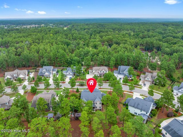 140 Broom Sedge Lane, Southern Pines, NC 28387