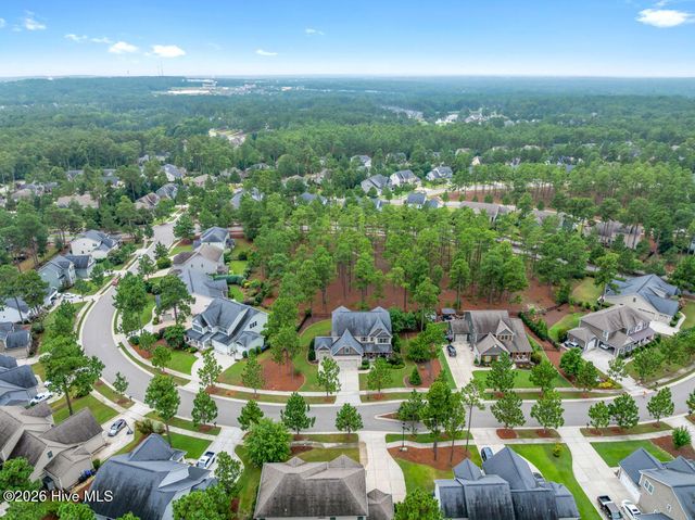 140 Broom Sedge Lane, Southern Pines, NC 28387