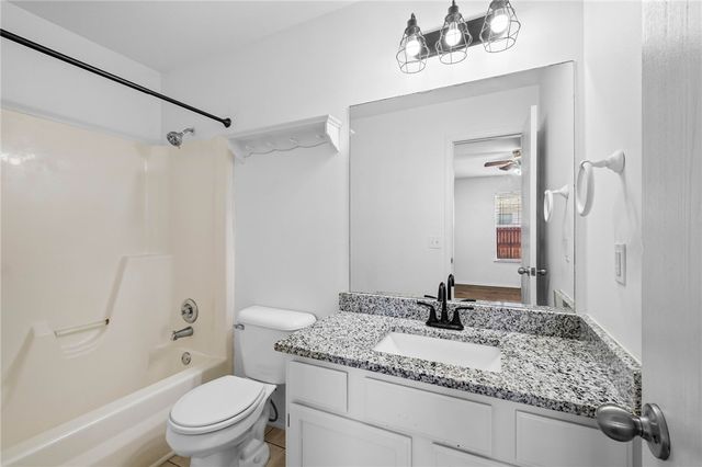 1206 Cresent Street, Bentonville, AR 72712