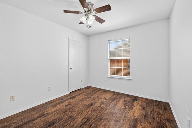 1206 Cresent Street, Bentonville, AR 72712