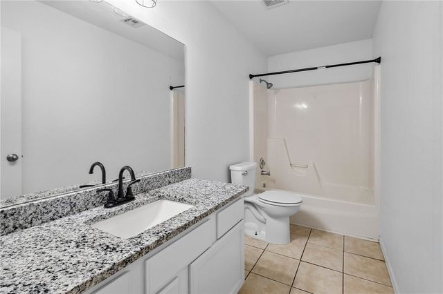 1206 Cresent Street, Bentonville, AR 72712